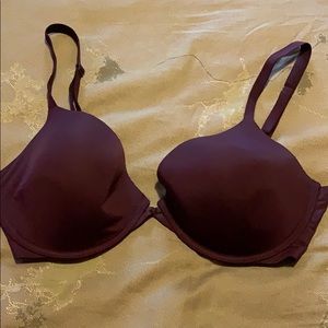 Victoria’s Secret Bra — 34DDD